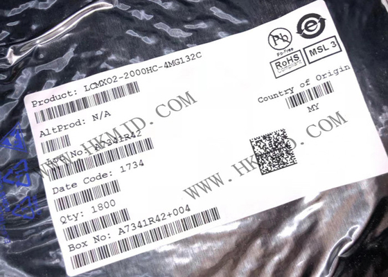 Puce LCMXO2-2000HC-4MG132C FPGAs IC LCMXO2-2000 CSPBGA132 de circuit intégré