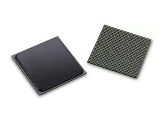 Réseau prédiffusé programmable de gisement du cyclone II du circuit intégré EP2C35U484C6 de FPGA