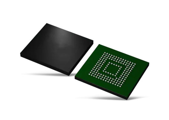 153-WFBGA ÉCLAIR - puce de circuit intégré de NAND Memory IC THGBMJG9C8LBAU8