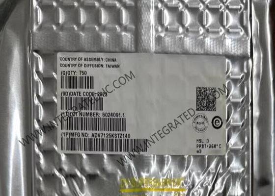 ADV7125KSTZ140 puce de circuit intégré 330MHz Triple 8 bits DAC vidéo haute vitesse