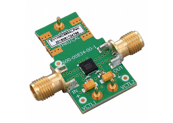 EV1HMC985ALP4K Solutions intégrées 10 GHz à 40 GHz Conseil d'évaluation des atténuateurs