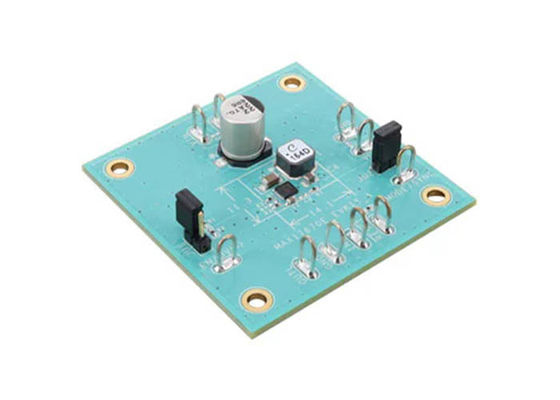 MAX17670EEVKIT Solutions intégrées double sortie convertisseur DC/DC synchrone Conseil d'évaluation