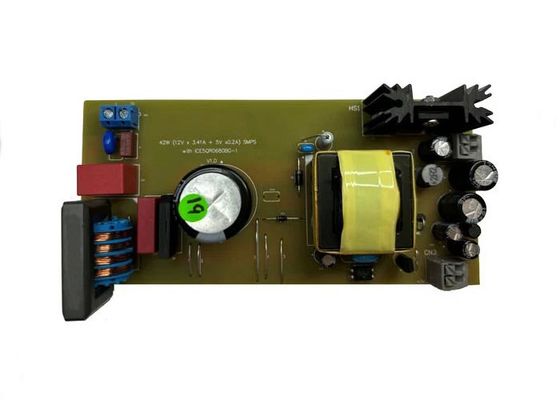 REF-5QR0680BG-1-42W1 Solutions embarquées 42W CoolSET™ Carte d'évaluation convertisseur AC/DC