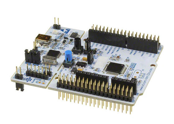 Carte d'évaluation MCU embarquée ARM Cortex-M4 48 MHz pour solutions embarquées NUCLEO-F446RE