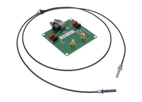 AFBR-0547Z Conseil d'évaluation des interfaces de fibres optiques pour les solutions embarquées 50MBd 650nm