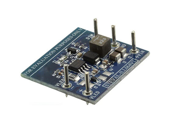 STEVAL-ILL064V1 Solutions intégrées 3A 5,5 V à 48 V Tableau d'évaluation du pilote LED actif