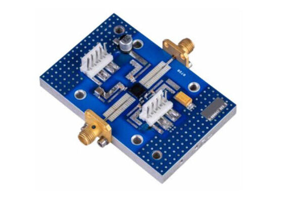 CMPA2735030S-AMP1 Carte d'évaluation de solutions embarquées pour amplificateur de puissance MMIC GaN CMPA2735030S