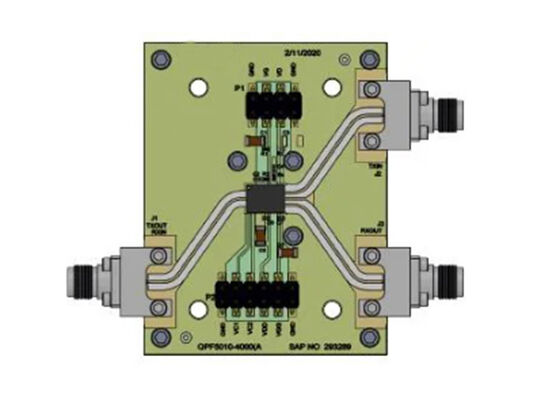 QPF5002EVB1 Conseil d'évaluation des modules frontaux RF de solutions intégrées X-band 2W