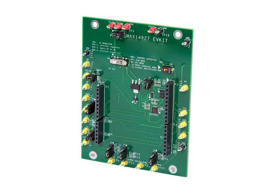 MAX14827EVKIT Carte d'évaluation du transceiver de dispositif IO-Link MAX14827 pour solutions embarquées