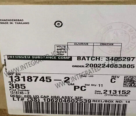 1318745-2 32 Connecteur d'en-tête de signal de qualité automobile pour les applications de circuits imprimés