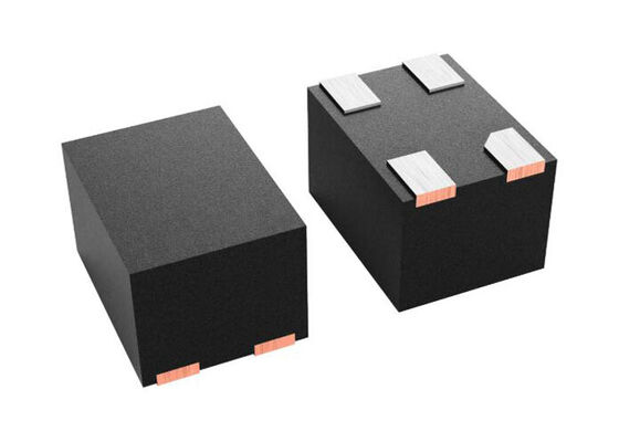 CDC6C024000HDLYRQ1 puce de circuit intégré automobile à ondes acoustiques en vrac LVCMOS oscillateur VSON-4