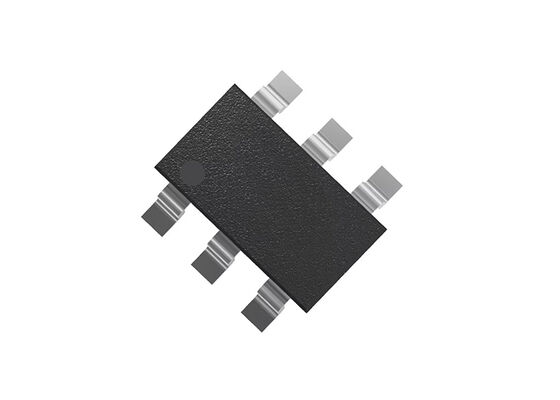 1EDN8511B Circuit de commande de grille avec sortie 4A en source/8A en drain et délai de propagation de 19 ns pour une plage d'entrée de 8V à 20V