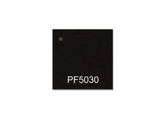 SPF5030BMMAAES puce de circuit intégré multi-canaux IC de gestion de l'alimentation pour les applications automobiles