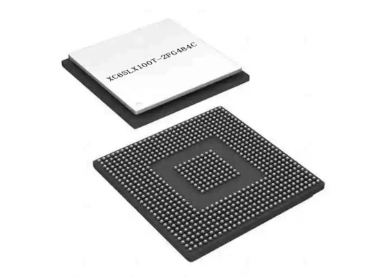 Port de champ programmable Array XC6SLX100T-2FG484C BGA Package logique programmable IC