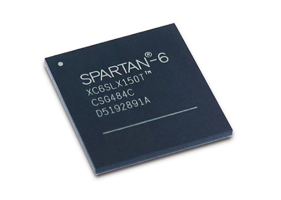 Les puces FPGA XC6SLX150-2CSG484C 484FBGA Spartan 6 LX Field sont équipées d'une passerelle programmable