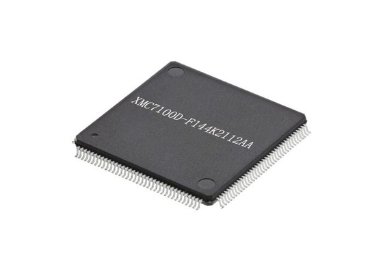 Microcontrôleur à 32 bits IC de Tri noyau de paquet de XMC7100D-F144K2112AA 144-LQFP