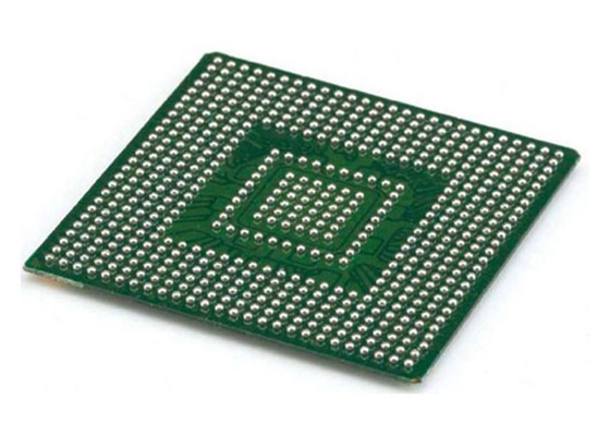 Réseau prédiffusé programmable de champ de la puce LCMXO3L-2100C-5BG256C 3.3V de circuit intégré