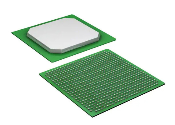 Puce programmable 672-BGA de circuit intégré du réseau prédiffusé de champ 5CGXFC4C7F27C8N