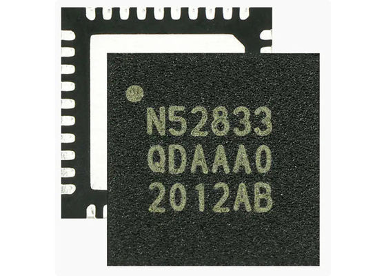 NRF52833-QDAA-B-R7 BT IC rf et bâti sans fil de surface d'émetteur-récepteur