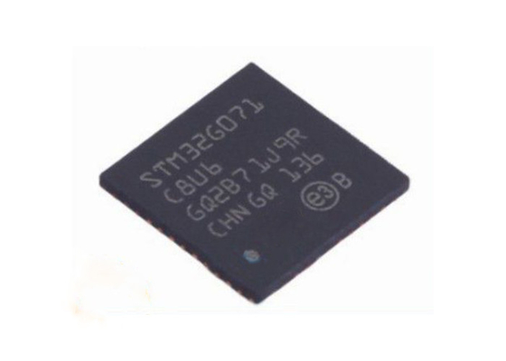 Paquet inclus à un noyau à 32 bits d'IC 48-UFQFN des microcontrôleurs STM32G071C8U6