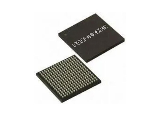 Puce programmable de circuit intégré du réseau prédiffusé du champ MachXO3 LCMXO3LF-9400C-6BG484C
