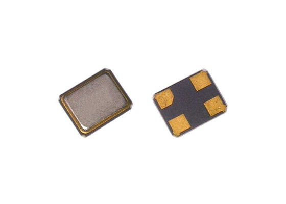 Puce de circuit intégré E3SB40E00004EE 40 MHz ± 10 ppm Crystal 12pF 4-SMD sans plomb