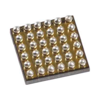 Puce de circuit intégré AD4697BCBZ 16 bits 8 canaux Easy Drive Multiplexé SAR ADC