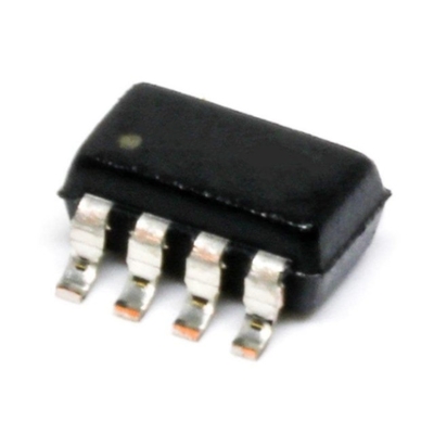 Puce de circuit intégré LTC2315HTS8-12 12 bits 5Msps ADC d'échantillonnage en série dans TSOT