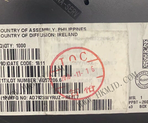 Puce de circuit intégré AD7923WYRUZ à 4 canaux 200 kSPS ADC à 12 bits avec séquenceur