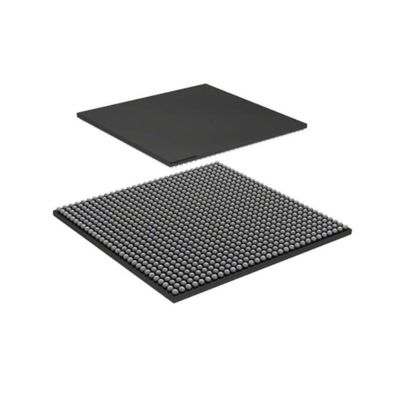 Réseau de porte programmable sur le terrain LAV-AT-X70-1CSG841I FPGA intégré IC programmable