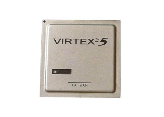 XC5VLX155T-1FFG1136C Porte programmable sur le terrain Array 550MHz Virtex-5 LXT FPGA FBGA1136