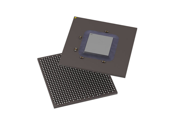 Puce de circuit intégré PM44028B1-F3EI de haute fiabilité pour automobile PSX Commutateur PCIe programmable