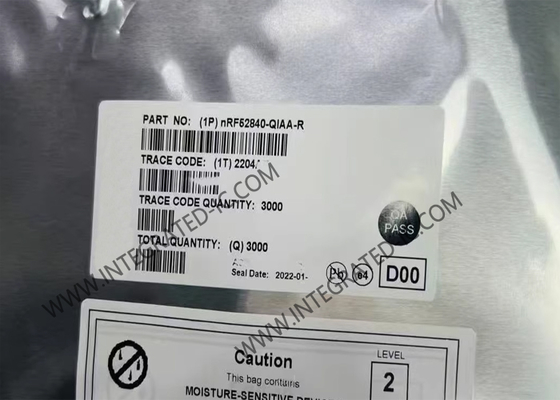 NRF52840-QIAA-R BT IC 2.4GHz 73-VFQFN Surface montée sur le récepteur RF