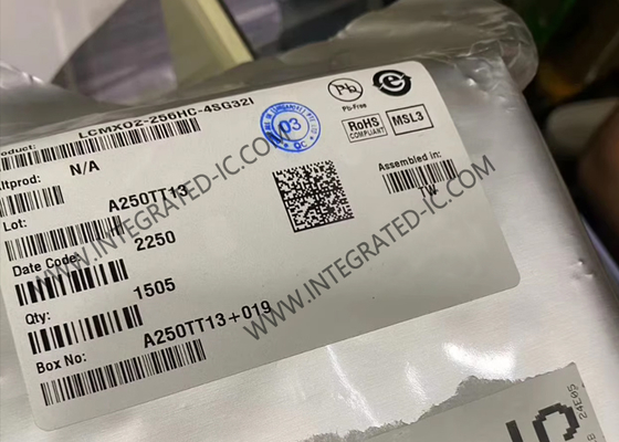 LCMXO2-256HC-4SG32I Porte de champ programmable MachXO2 FPGA IC QFN32 puces FPGA