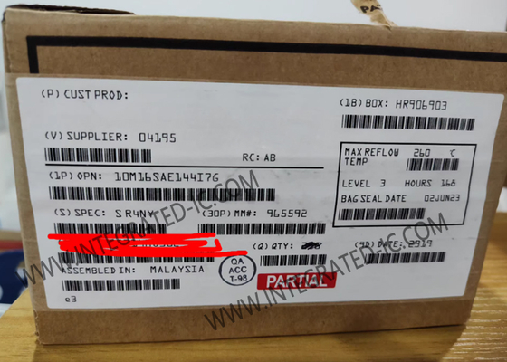 10M16SAE144I7G Circuit intégré FPGA MAX 10, EQFP144, CI logique programmable