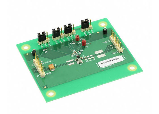 TPS63050EVM-180 Solution intégrée 2.5V à 5.5V Conseil d'évaluation du régulateur de boost
