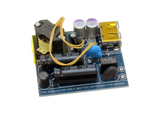 STEVAL-SMACH15V1 Solutions intégrées 167kHz 15W 5V Sortie tableau d'évaluation de l'adaptateur USB