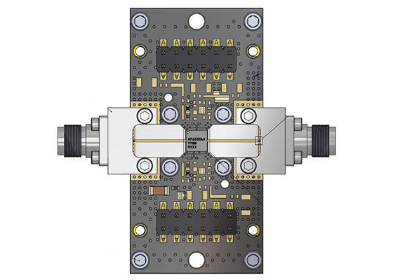QPA0506EVB1 Conseil d'évaluation des amplificateurs de puissance en bande C de 4 W de 5 GHz à 6 GHz