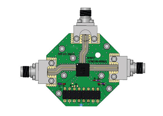 QPM2100EVB02 Tableau d'évaluation des modules T/R multi-puces de solutions embarquées de 2,5 GHz à 4,0 GHz
