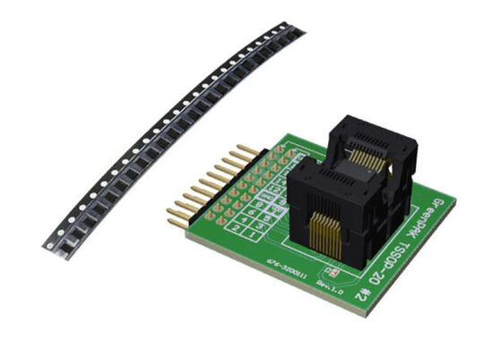 SLG46824G-SKT Solutions intégrées GreenPAK SLG46824 Kit de développement avec adaptateur de prise