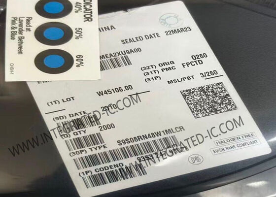 S9S08RN48W1MLCR MCU microcontrôleur S08 8 bits avec vitesse 20 MHz 48KB mémoire flash dans le paquet LQFP32