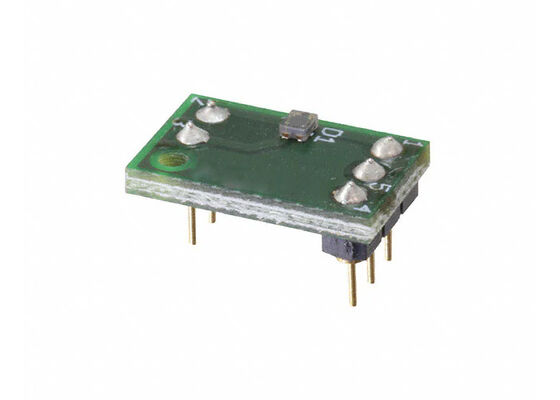 MICROFC-SMTPA-10035-GEVB Carte d'évaluation de capteur à photomultiplicateur au silicium léger pour solutions embarquées