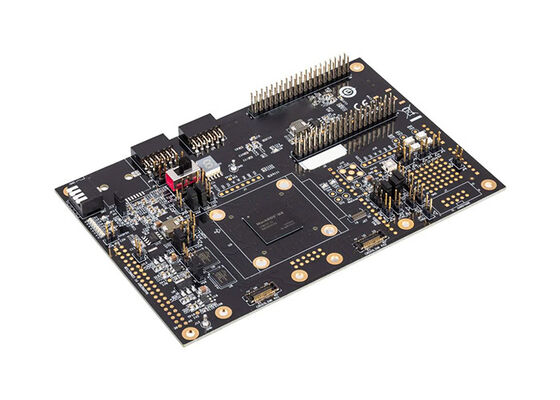 LFMXO5-25-E-EVN Solutions intégrées MachXO5-NX Tableau d'évaluation FPGA avec Ethernet