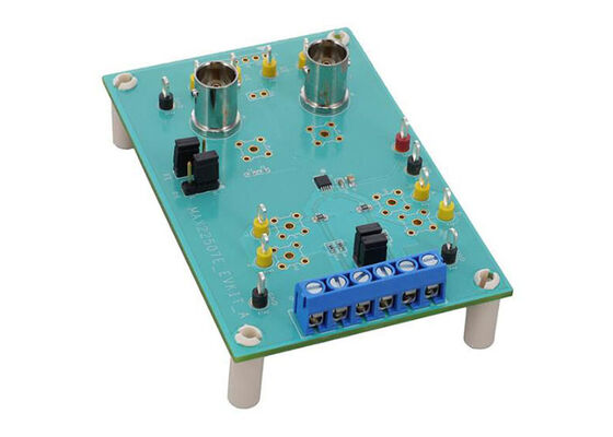 MAX22507EEVKIT Kit d'évaluation des solutions embarquées pour l'émetteur-récepteur RS-485/RS-422 de MAX22507E