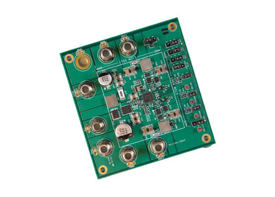 MAX17231EVKIT Solutions intégrées Carte d'évaluation de contrôleur double synchrone MAX17231
