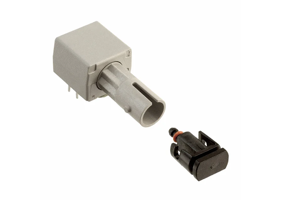 Émetteur optique HFBR-1415Z avec une longueur d'onde de 820 nm, un débit de données de 160 MBd et une distance de transmission de 2,7 km