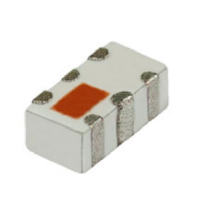 Module de communication sans fil HFCW-242 2400 - 3300 MHz LTCC Filtre à passage élevé