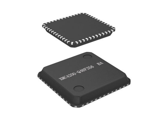 L'ÉCLAIR du BA 256KB du microcontrôleur MCU XMC4200-Q48F256 a enfoncé des microcontrôleurs IC