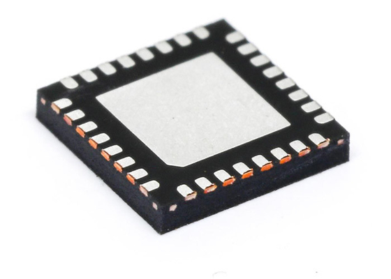 Bâti extérieur d'IC 16/32-Bit 10MHz 32KB de microcontrôleur de 32-WFQFN ADUC7061BCPZ32