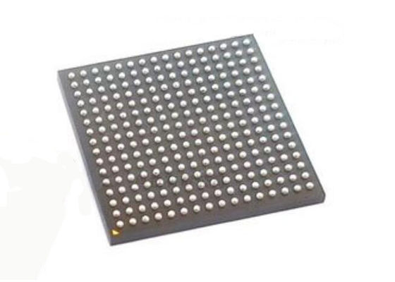 MachXO3 FPGA ébrèche la puce de circuit intégré de LCMXO3LF-9400C-6BG256I 256-CABGA